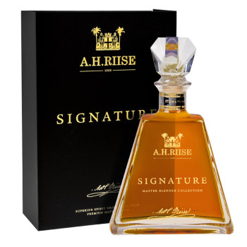 A.H.Riise Signature 0,7l 43,9% - 1